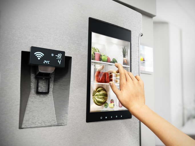Incorporating Smart Home Tech into Your Kitchen
